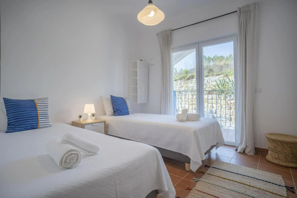 Beach & Nature Apartment - 2bedroom apt in Aljezur