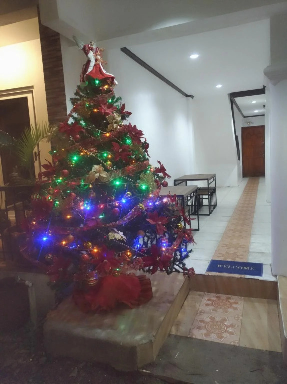 El Centro Beach Resort Boracay
