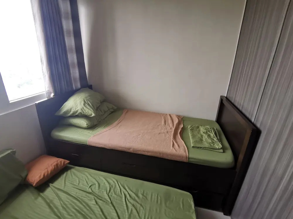 OYO 433 PBYY at Green Residences Condotel