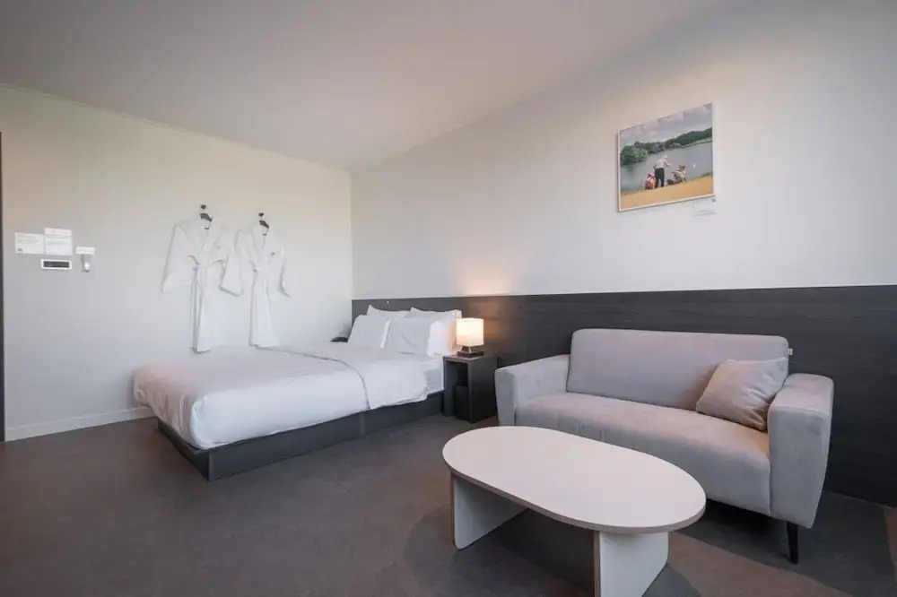 Workers Hotel Daejeon by Anook