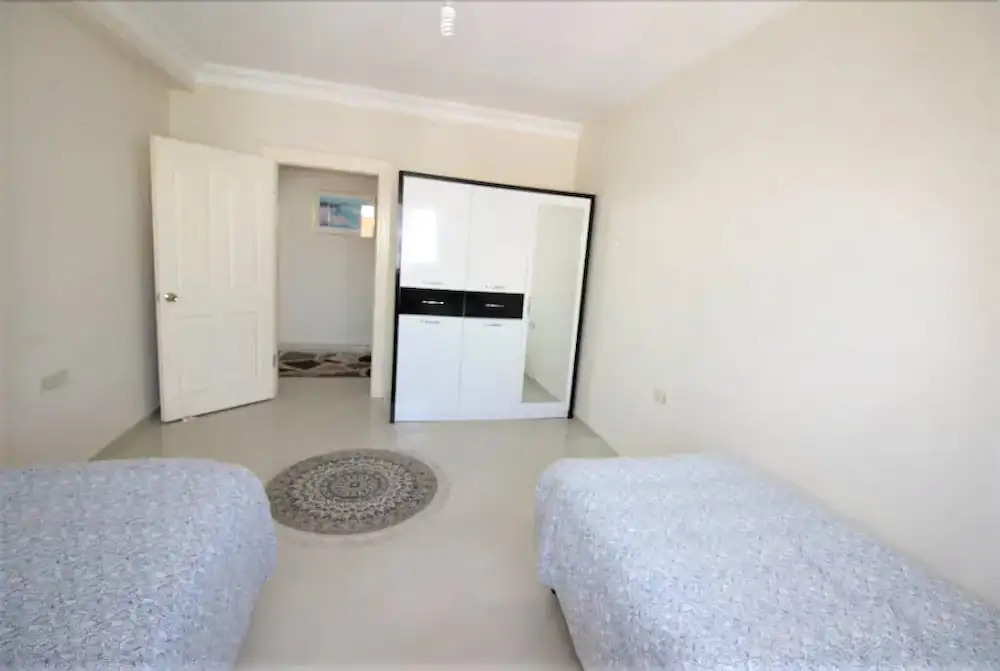 Mahmutlar Apartment