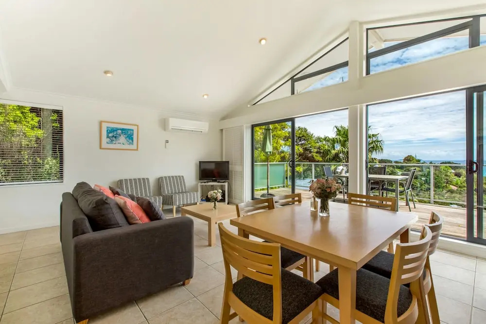 Villa Rosa at Palm Beach by Waiheke Unlimited