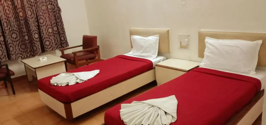 FabHotel Ranjit Residency - Secunderabad Station Exit, Secunderabad Railway Station