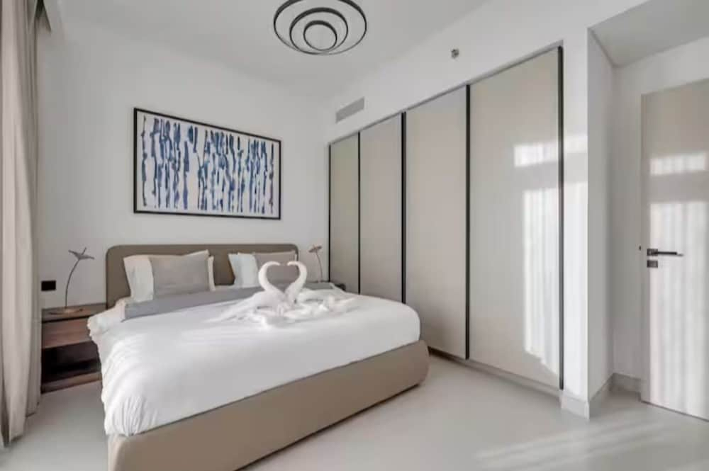 5 Star Palm View Private Beach 1BR