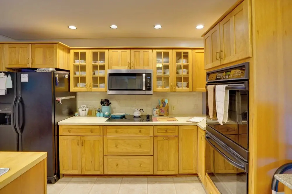 Pittsfield Home w/ Deck - 12 Mi to Jiminy Peak!
