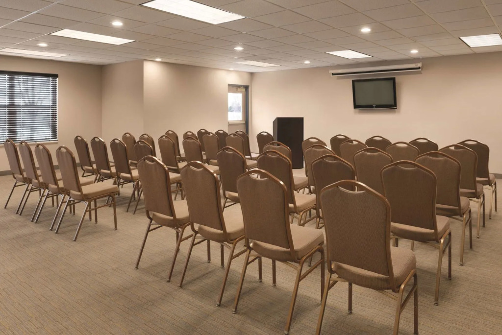 Country Inn & Suites by Radisson, Shoreview-Mounds View, MN