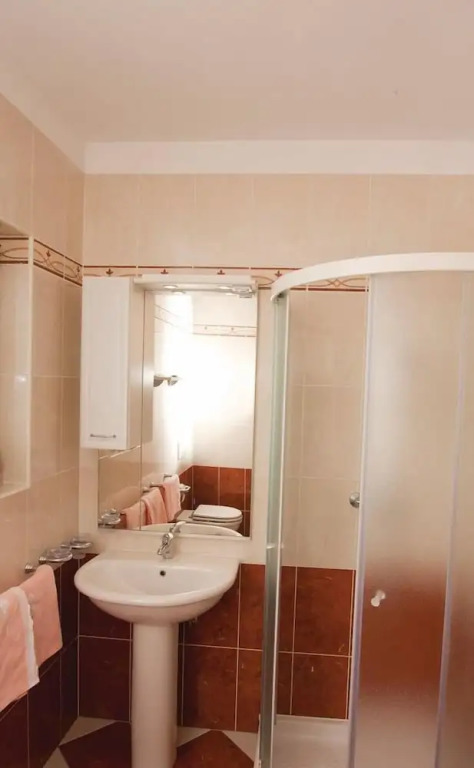 Nice Home in Porec With Wifi and 2 Bedrooms
