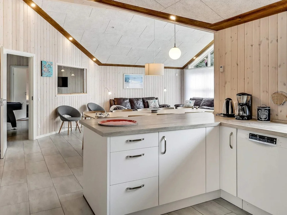 8 Person Holiday Home in Oksbol