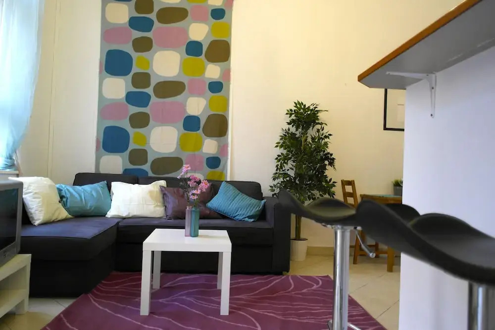 Budget Apartment by Hi5 - JÃ³zsef Attila 18
