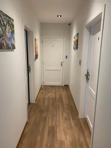 Oak house apartments