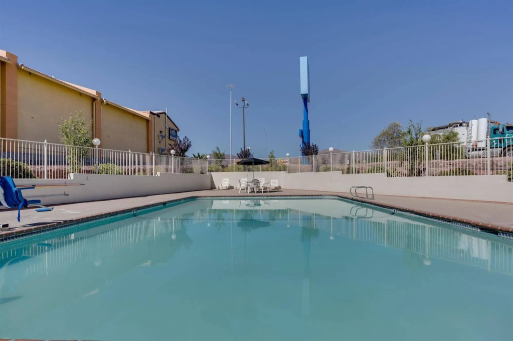 Motel 6-El Paso, TX - West