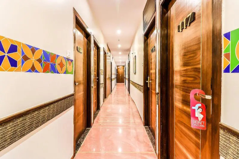 FabHotel Admiral