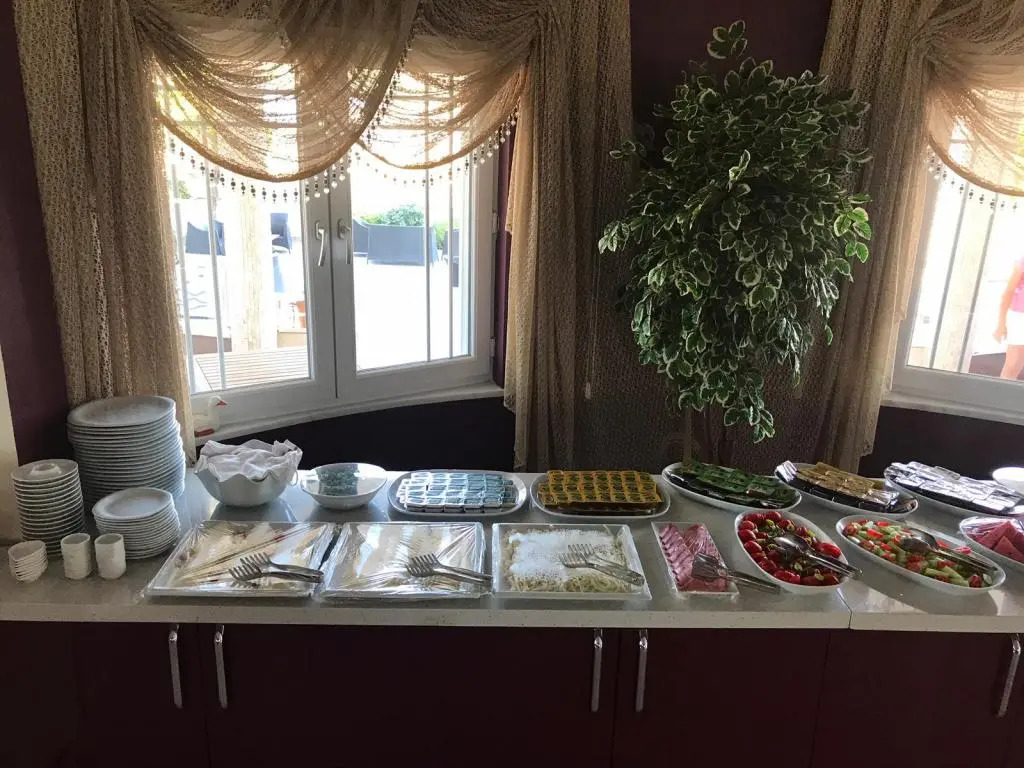 Geyi̇kli̇ Sunshi̇ne Hotel