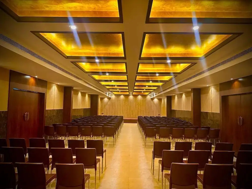 La Grande Suite & Banquet Hall