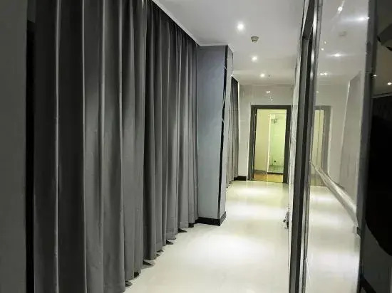 Yaoyu Hotel (Chaoshan High Speed Railway Station)