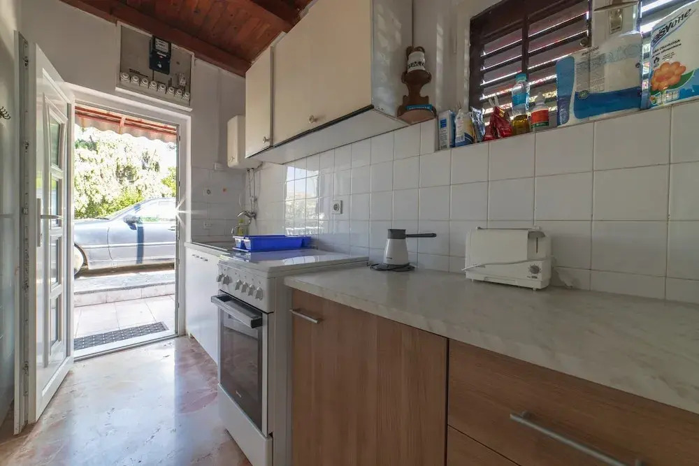 Perfect Beachfront Getaway Ideal for Families