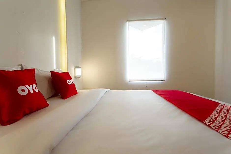 OYO 2510 Selasar Senggigi Residence