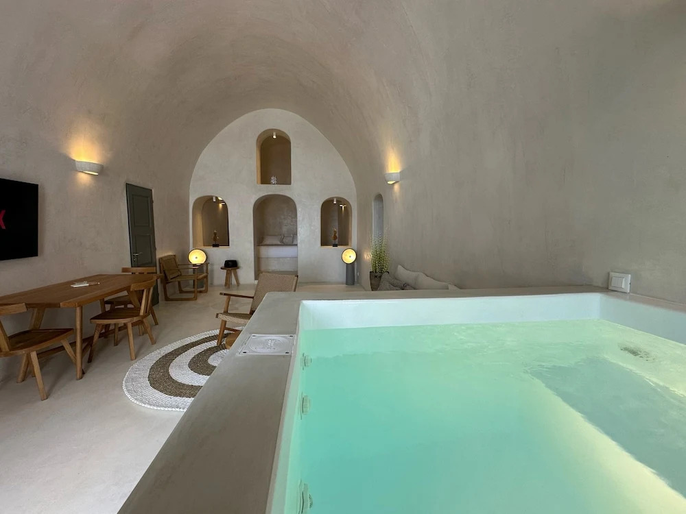 Dagaz Suites