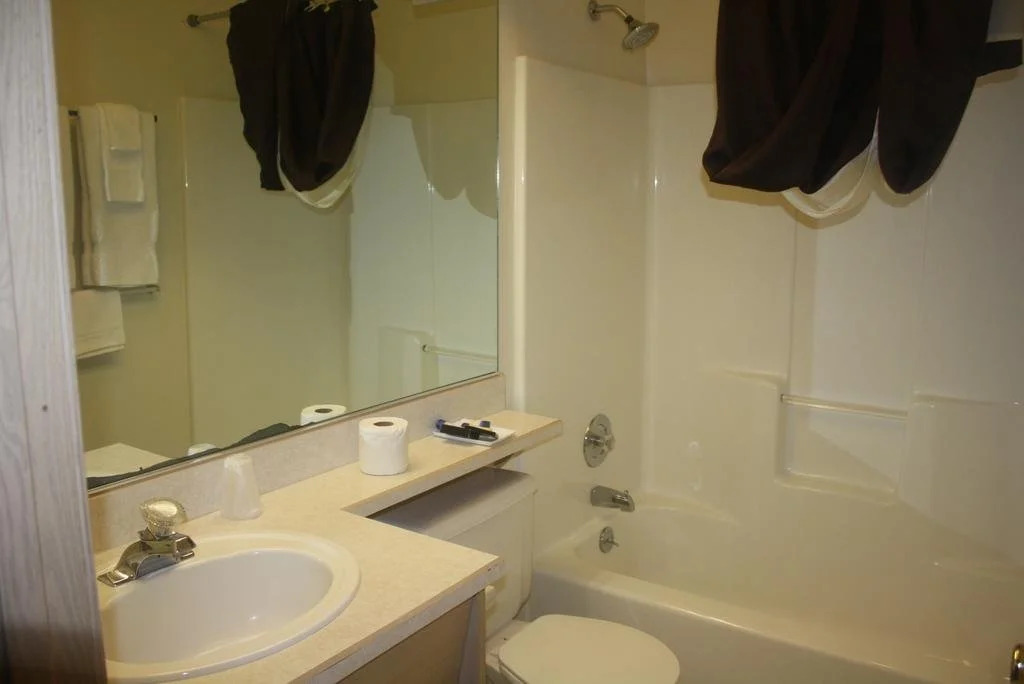 Sea Treasures Inn #104
