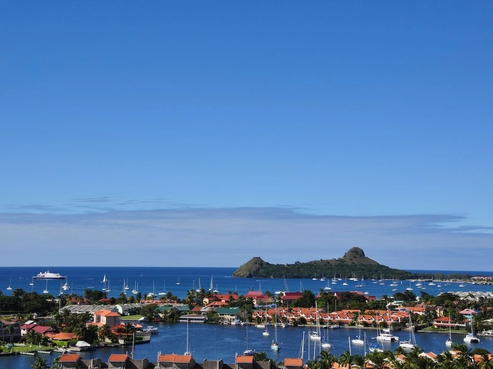 Rodney Bay Suites