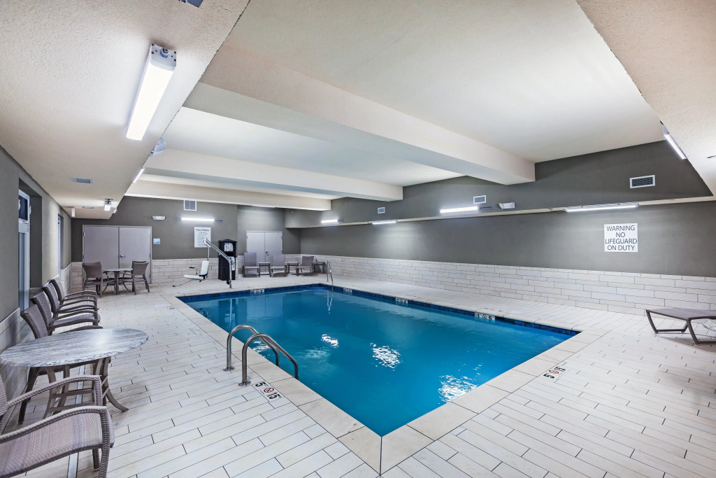 Holiday Inn Express & Suites - Coffeyville by IHG