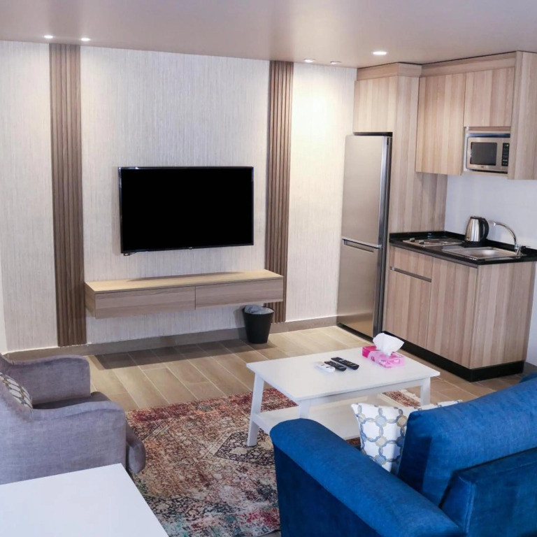Red Carpet Hotel & Suites
