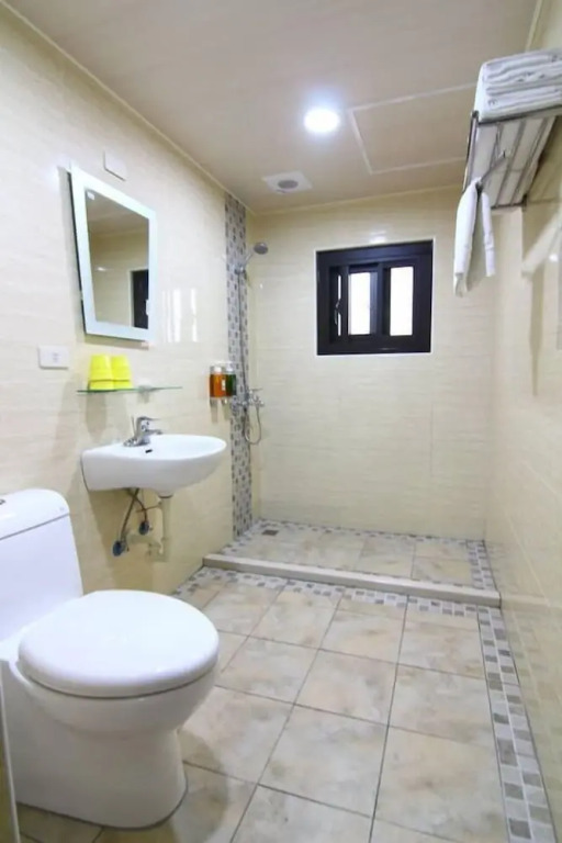 Happyday Guesthouse
