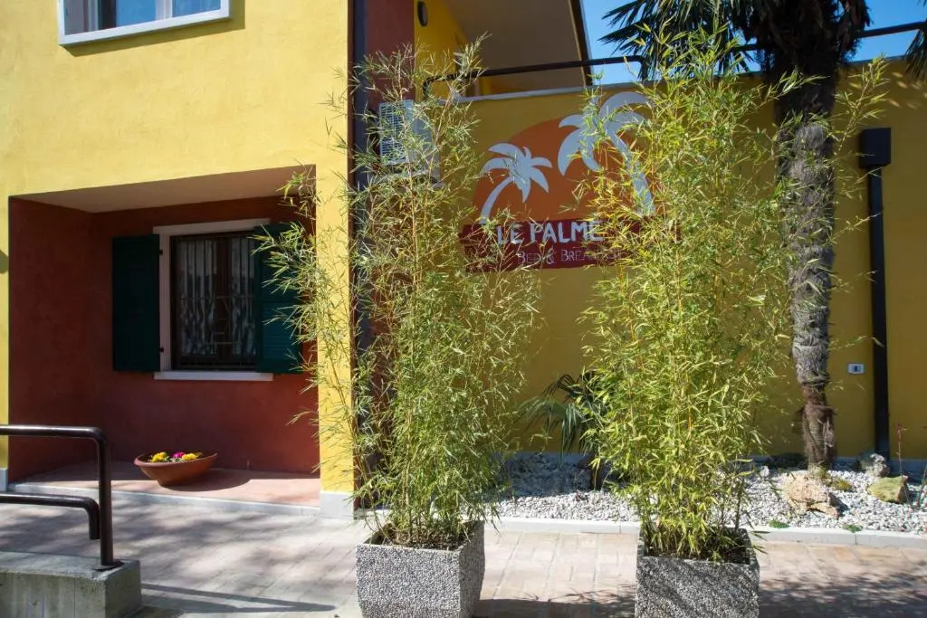 Le Palme Sona