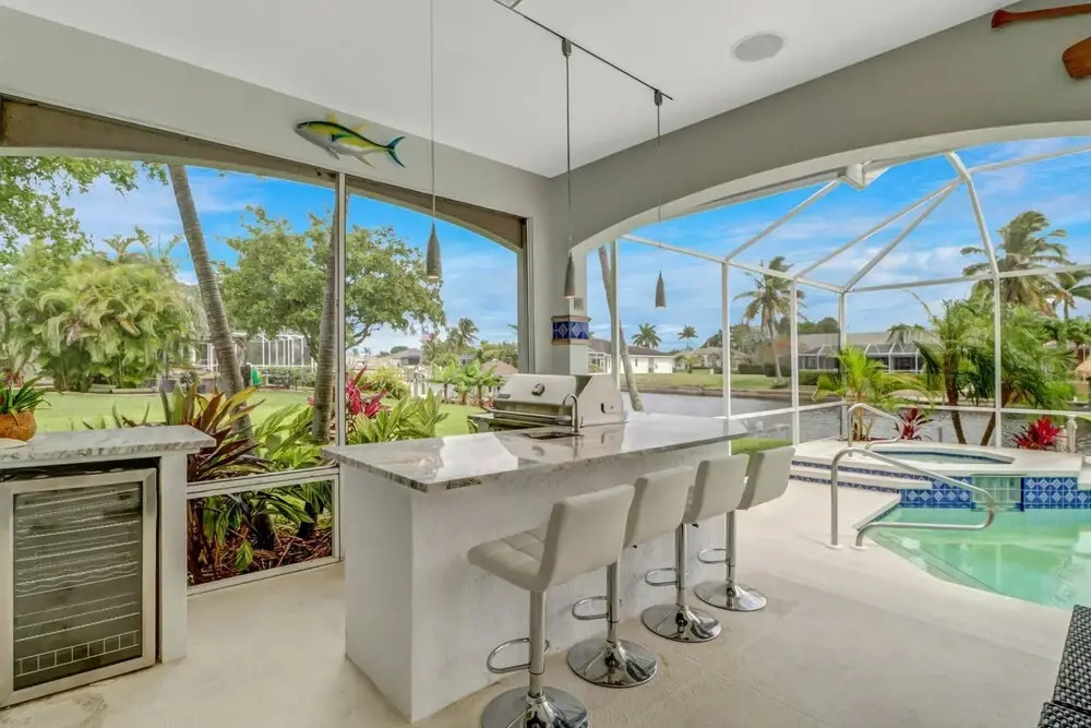 2203 Cape Coral Pkwy W