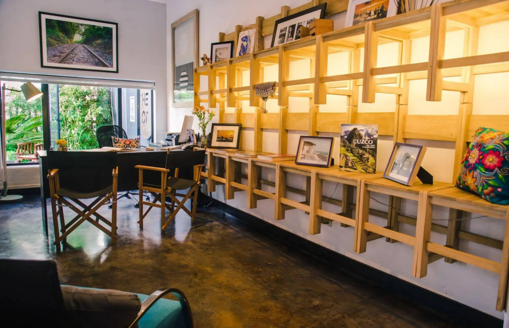 The Lot Boutique
