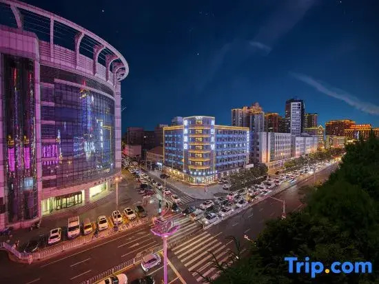 Xana Hotelle Hotel (Yanji Yanbian University Baihuo Building)