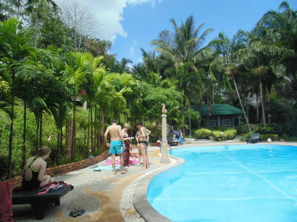 Aonang Cliff Mountain New Resort