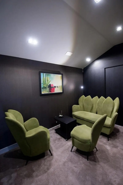 Garni Hotel Zen free parking