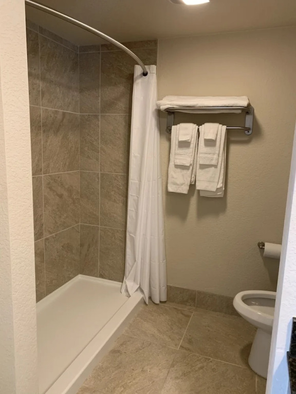 Apple Valley Hotel & Lodge
