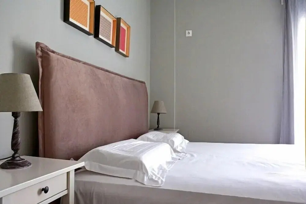 Three Bedrooms Apartment in City Center