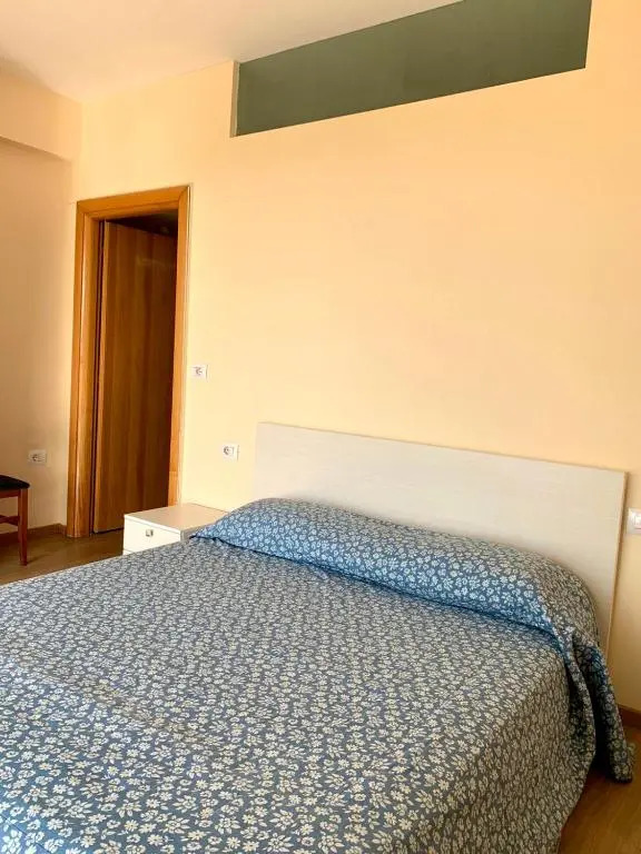 Lovely 1-bdr rental unit in front of Casa Italia
