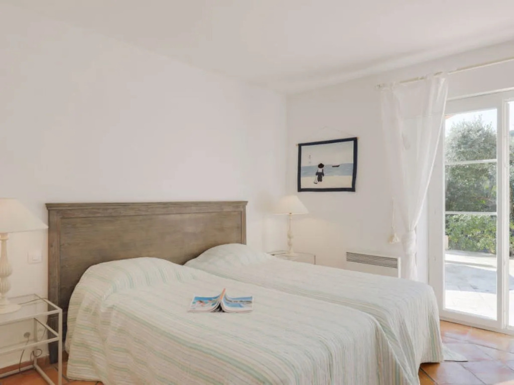 Villa Le Petit Rouveau by Interhome