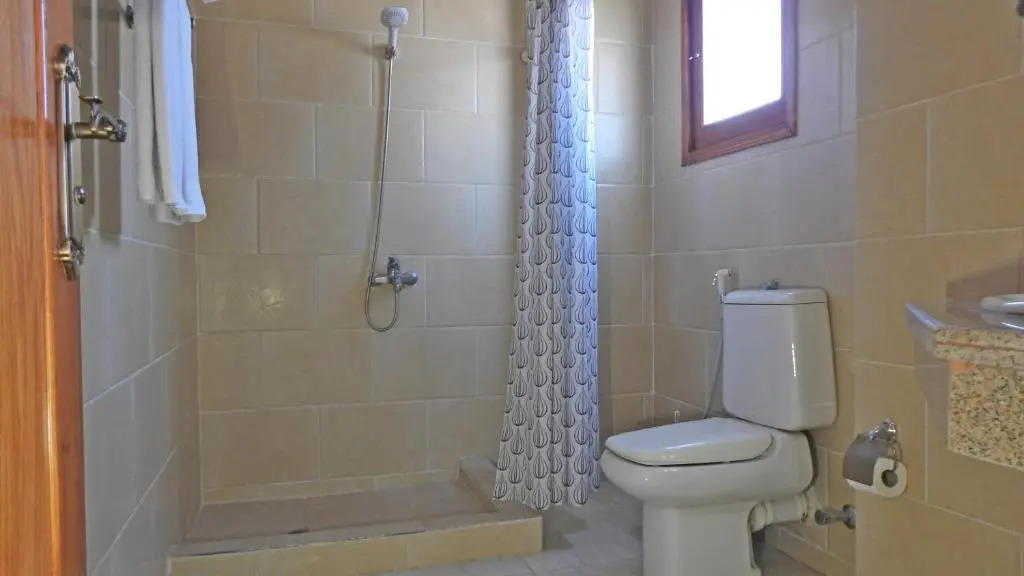 Thebes Hotel