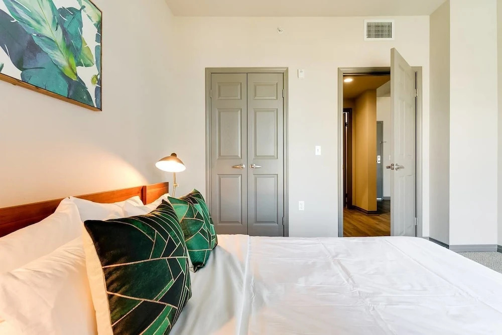 Walk to Venice Beach From a Sleek Apartment