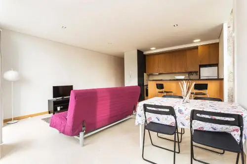 Bright Luxury Apartment
