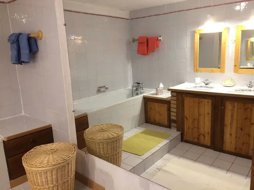 Chambre dhôte la Fessille B&B piscine et spa 2 personnes