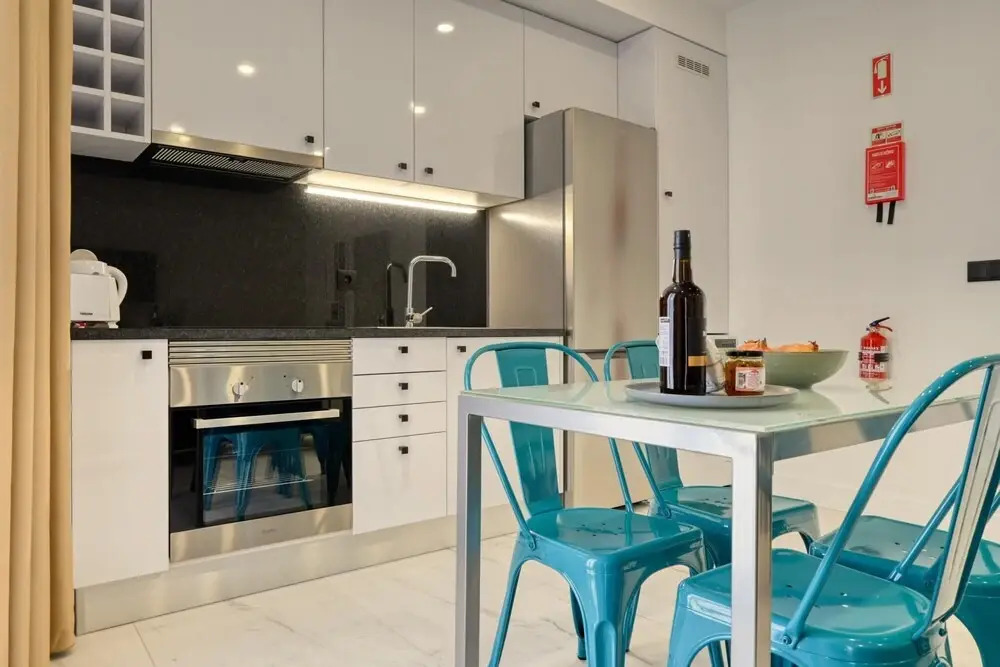 Beco Santa Emilia 2F a Home in Madeira