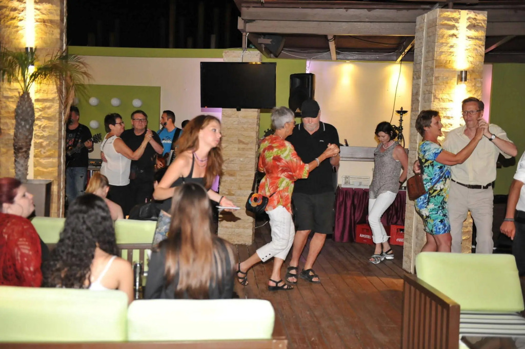 Heleni Beach Hotel