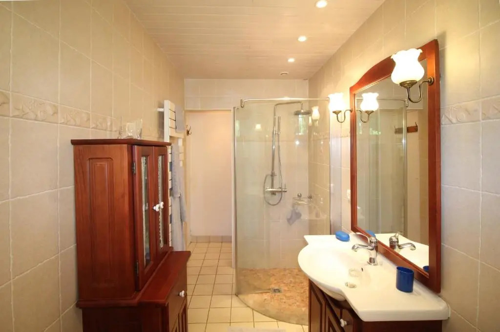 Maison 4 chambres avec piscine