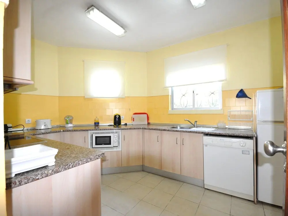 Beautiful Villa With Private Swimming Pool Near the Center of Vilamoura