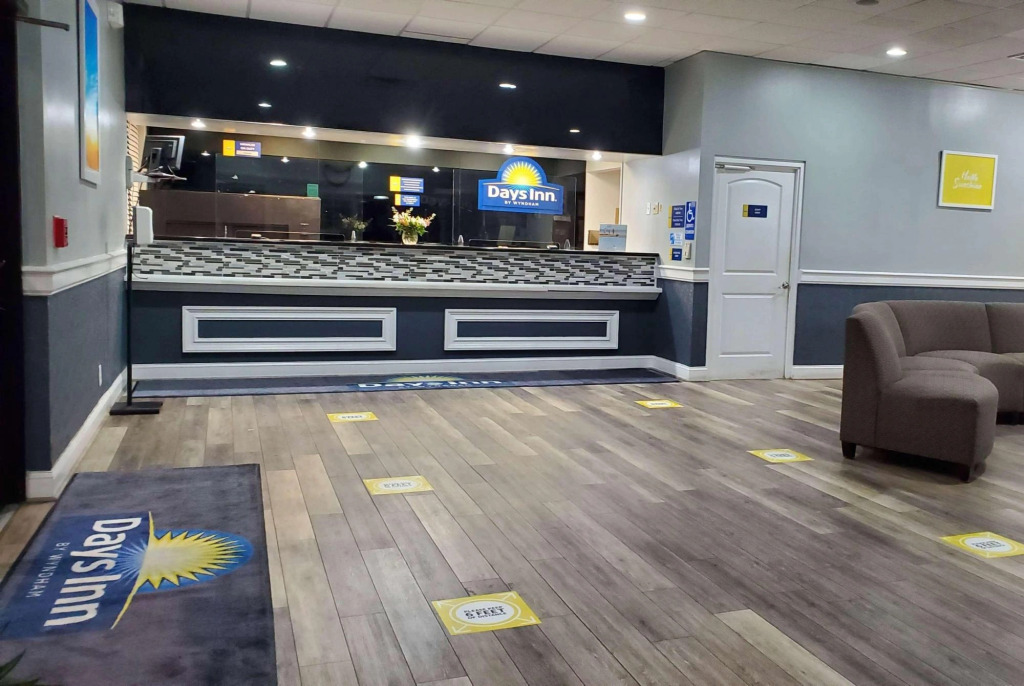 Ramada Stuart