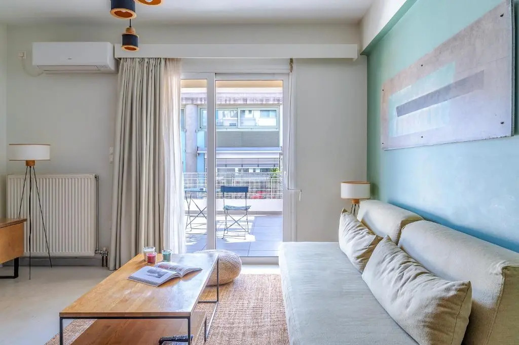 Soho Apartment by Olala Homes