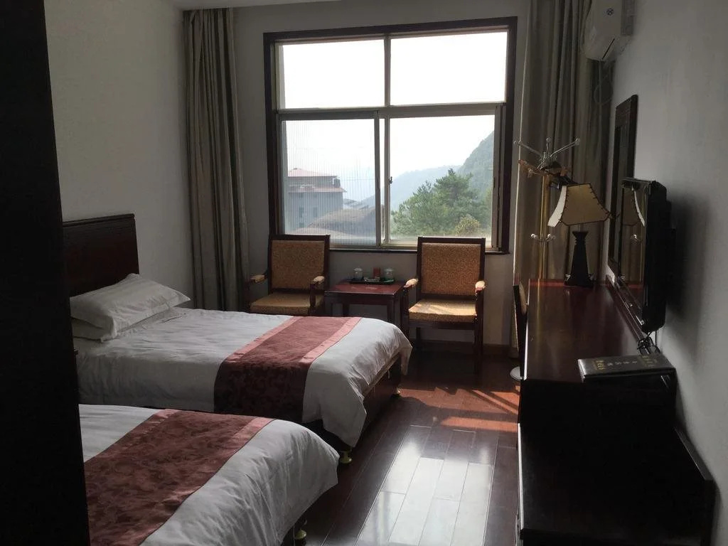 Yujing Hotel