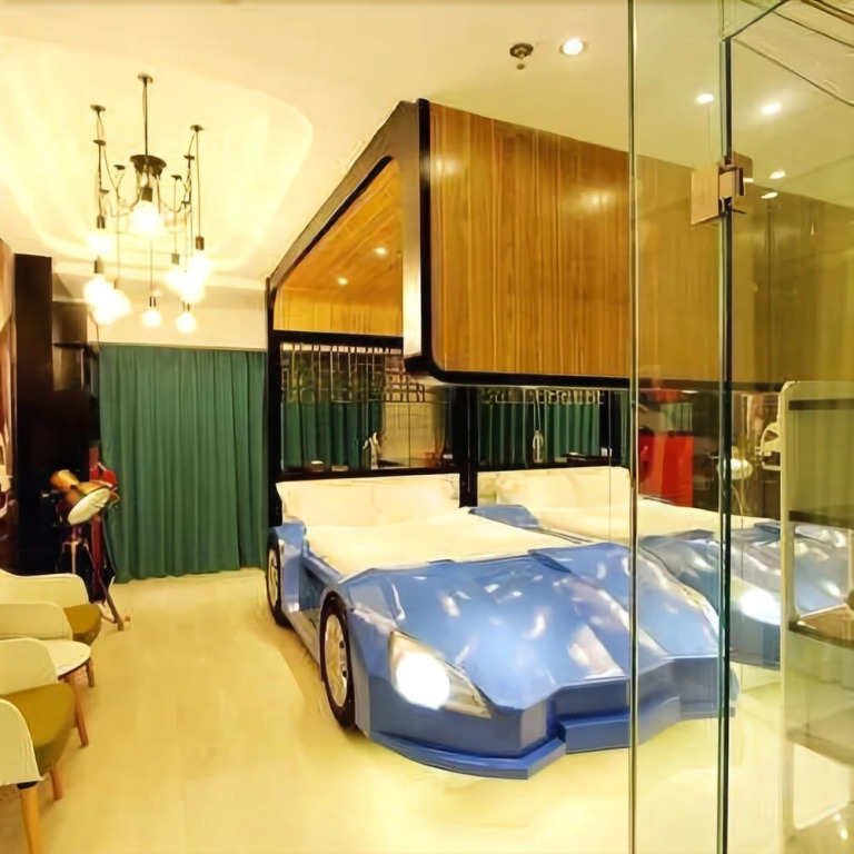 Feeling of Family Chain Hotel