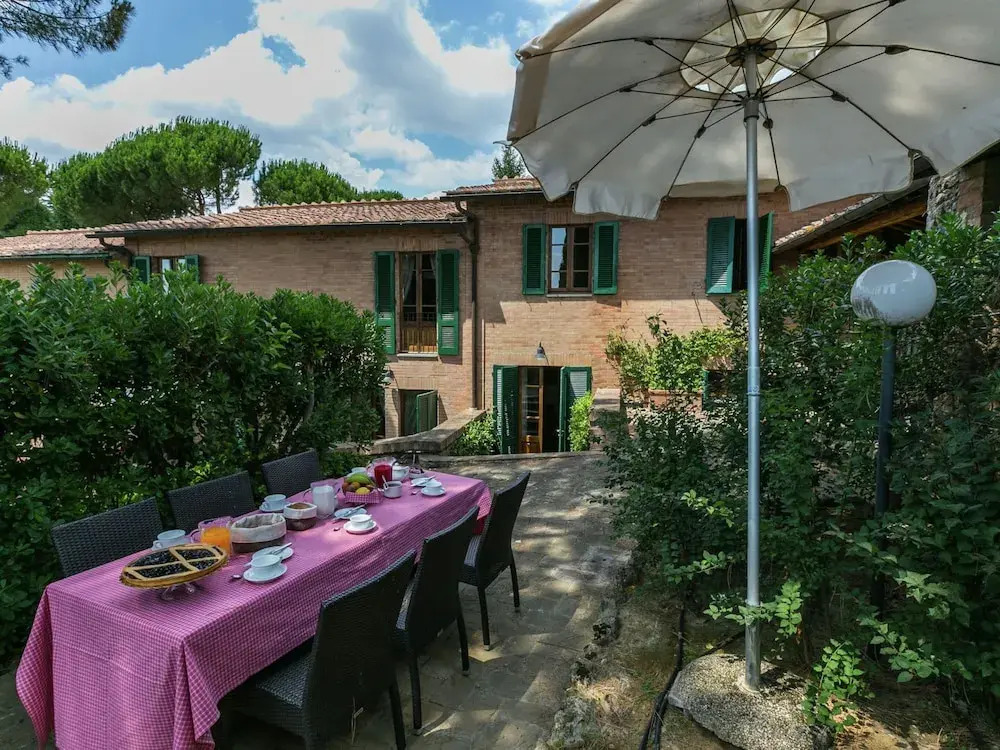 Cozy Holiday Home with Pool in Sienna Italy
